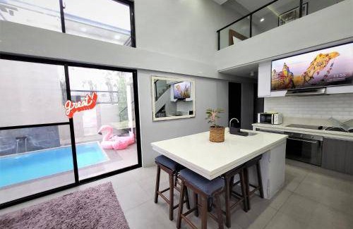 Angeles City House | 204 m² House ∙ 3 bedrooms ∙ 8 guests