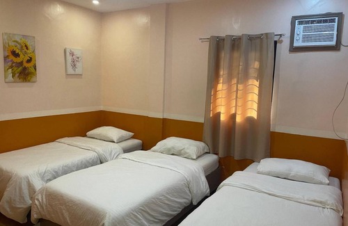 Legazpi Bed & Breakfast | 21 m² Bed and breakfast ∙ 4 guests