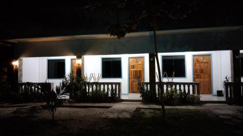 Daanbantayan Bed & Breakfast | 22 m² Bed and breakfast ∙ 2 guests