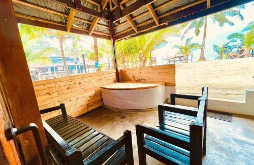 Baler Hotel | 25 m² Hotel ∙ 10 guests
