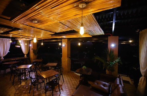 Ormoc Hotel | 25 m² Hotel ∙ 10 guests