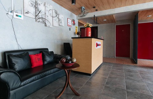 Las Pinas Hotel | 25 m² Hotel ∙ 8 guests