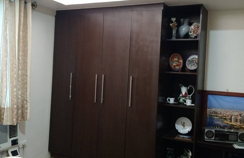 Paranaque Condo | 2Br/2Ba Condo WiFi/Cable Indoor Pool Near Airport/Malls/Casinos Master Suite