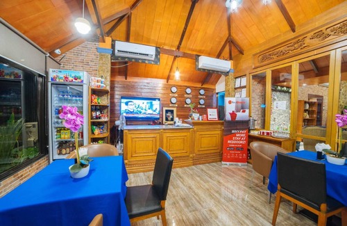 Tarlac Hotel | 30 m² Hotel ∙ 8 guests