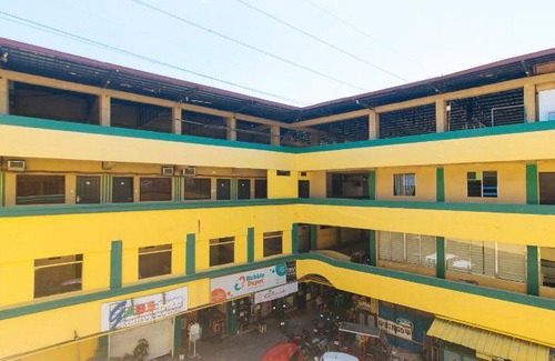 Muntinlupa Hotel | 30 m² Hotel ∙ 8 guests