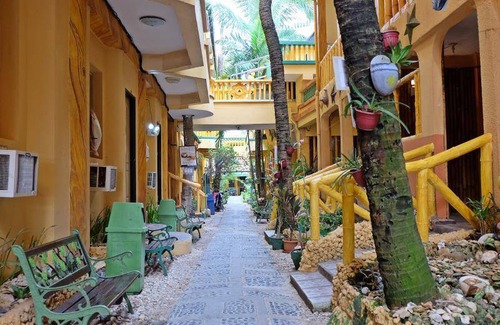 Boracay Island Resort | 30 m² Resort ∙ 127 guests