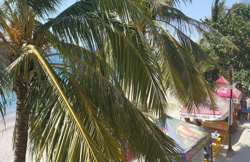 Puerto Galera Resort | 30 m² Resort ∙ 8 guests