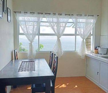Tagaytay House | 300 m² House ∙ 3 bedrooms ∙ 15 guests