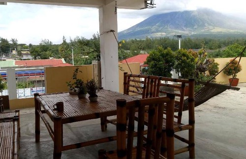 Daraga House | 40 m² Motel ∙ 8 guests