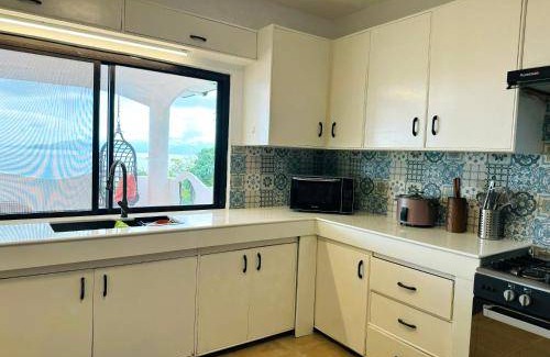 Puerto Galera Villa | 400 m² Villa ∙ 4 bedrooms ∙ 12 guests