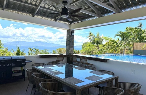 Puerto Galera Villa | 400 m² Villa ∙ 4 bedrooms ∙ 12 guests