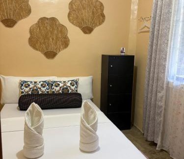 Pilar House | 5 Bedrooms Beach Retreat House
