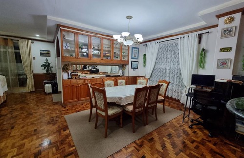 Baguio House | 500 m² Bungalow ∙ 4 bedrooms ∙ 16 guests