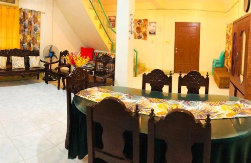 Bantay House | 500 m² House ∙ 2 bedrooms ∙ 15 guests