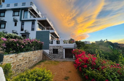 Puerto Galera Villa | 500 m² Villa ∙ 4 bedrooms ∙ 8 guests