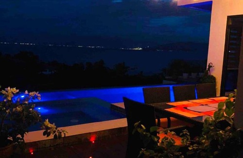 Puerto Galera Villa | 500 m² Villa ∙ 4 bedrooms ∙ 8 guests