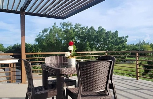 Maribago House | 548 m² House ∙ 4 bedrooms ∙ 10 guests