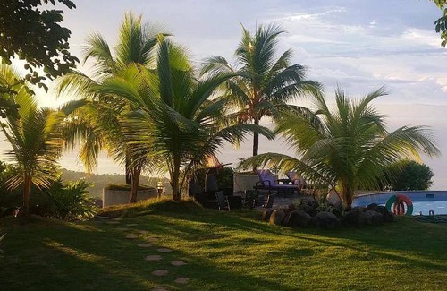 Siquijor Resort | 55 m² Resort ∙ 20 guests