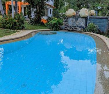 Dauis House | 70 m² House ∙ 2 bedrooms ∙ 5 guests