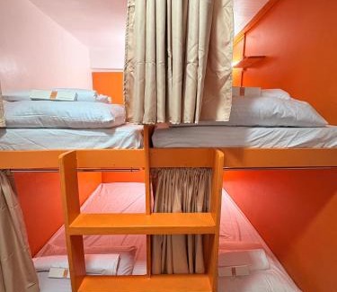 Catangnan Hostel | 8-Bed Mixed Dorm, Surf & Social Hostel Siargao