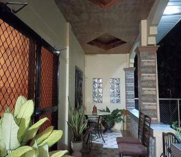 Anda House | 80 m² House ∙ 2 bedrooms ∙ 4 guests