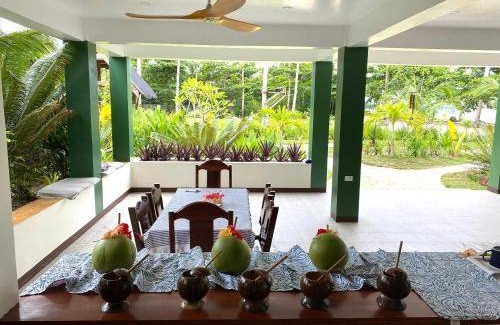Catangnan House | 8000 m² House ∙ 2 bedrooms ∙ 6 guests