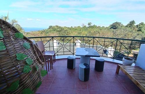 Ternate Apartment | 81 m² Serviced apartment ∙ 7 guests