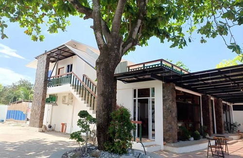 Alaminos Villa | 98 m² Villa ∙ 2 bedrooms ∙ 8 guests