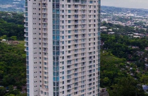 Lahug Condo | Affordable luxury with quality furnitures and appliances