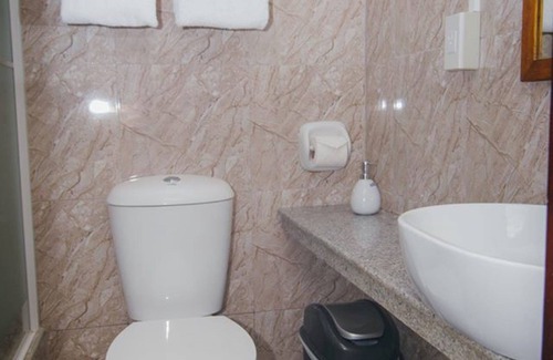 Lapu-Lapu Bed & Breakfast | Amaris Bed & Breakfast