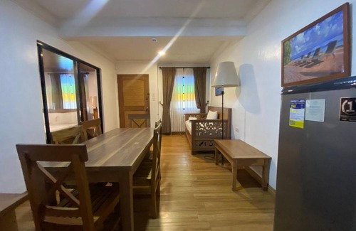 Anilao Apartment | Apartment ∙ 2 bedrooms ∙ 8 guests