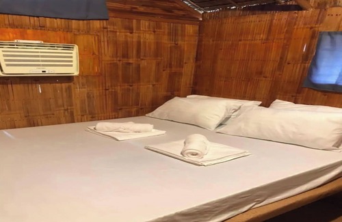 Basdiot Hostel | Avila's Hostel Moalboal near Beach
