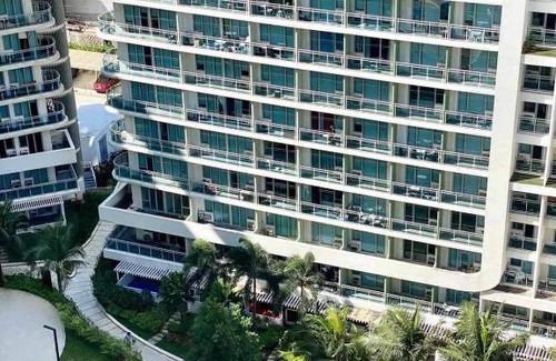 Paranaque Apartment | AZURE STAYCATION BY IAN