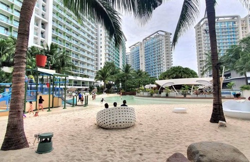 Paranaque Condo | Azure Urban Resort Residences Staycation By RobbyP