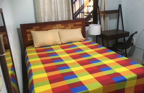 Baguio Bed & Breakfast | Baguio City Area - Suburban living in surrounding majestic mountains & Sunset