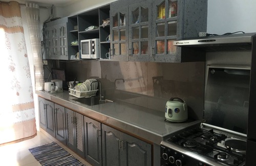 Baguio Bed & Breakfast | Baguio City Area - Suburban living in surrounding majestic mountains & Sunset