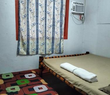 Santa Fe House | Bantayan Island Vhurt's Guesthouse