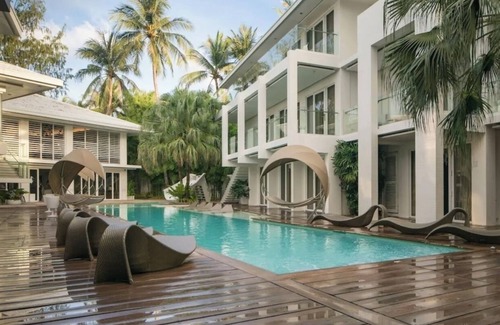 Boracay Island House | Beach front hotel