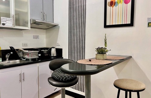 Taguig Apartment | BGC Mckinley Apartment
