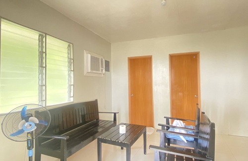 Padre Burgos Hostel | Borawan Island Resort by Cocotel