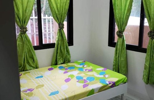 Alaminos House | Camille's Cheapstay