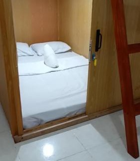 Pasay Hotel | Capsule88
