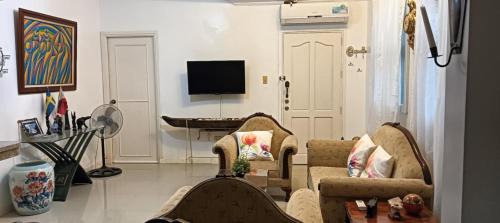 Anilao House | Casa Bella Lipa
