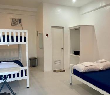 Carles Bed & Breakfast | CasaJuana Room Rental