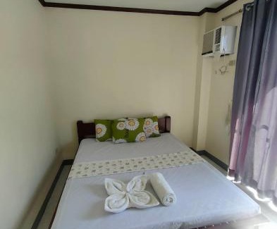 Manoc-Manoc Cabin | Casimero Pension House