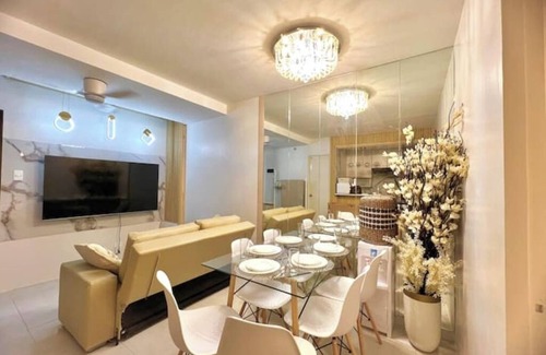 Bakilid Condo | CebuCasa/T1/2BedRoom/10pax/Netflix + Youtube/UNLI5G