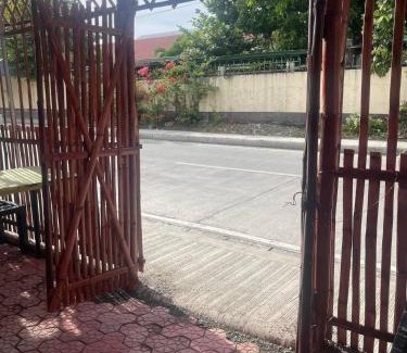 Luzon Hotel | Cherry Travellers Inn
