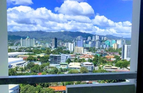 Mabolo Condo | Chillhauz Near SM CITY, Ayala Center, IT Park and Cebu City Center
