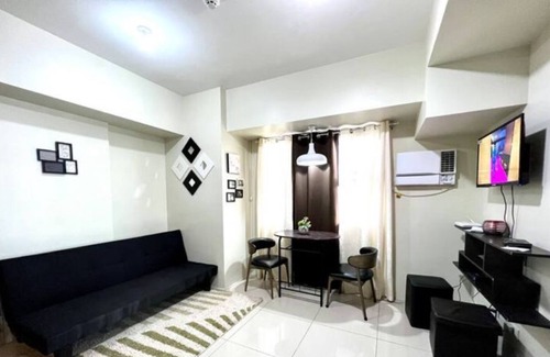 North Reclamation Area Condo | City Center 1-bedroom oasis