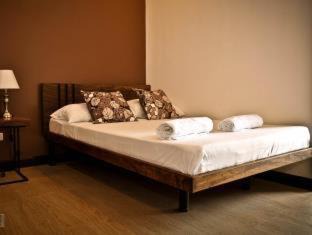 Puerto Princesa City Centre Bed & Breakfast | Cleon Villas Pension